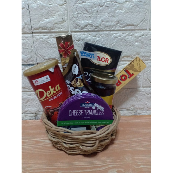 Christmas Wishes Delightful Treats Hamper