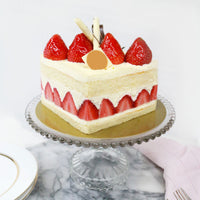 Heavenly Strawberry Cake