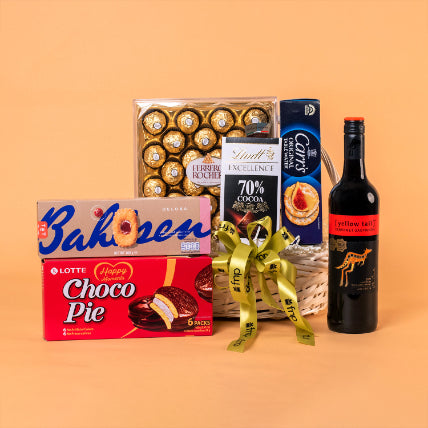 Wine N Cookies Gift Hamper